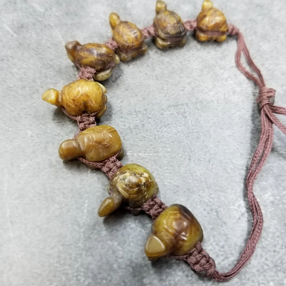 Turtle bracelet carved stone agate bracelet - Picture 10 of 14